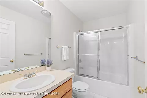 Bath - 11775 Schavey Rd, Dewitt, MI 48820 photo 3 of 4