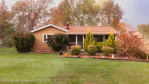 217 Van Buren St, Dimondale, MI 48821