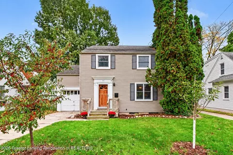 820 Chittenden Dr, East Lansing, MI 48823