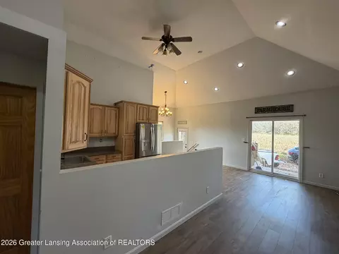 Living - 1615 Jefferson Rd, Blanchard, MI 49310 photo 3 of 4
