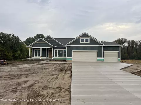 8161 Herbison Rd, Eagle, MI 48822
