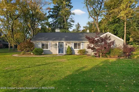 100 Maplewood Dr, East Lansing, MI 48823