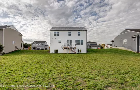 Exterior - 621 Launch Point Dr, Perry, MI 48872 photo 5 of 7