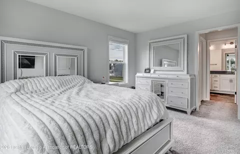 Bedroom - 621 Launch Point Dr, Perry, MI 48872 photo 5 of 5