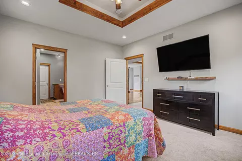 Bedroom - 12715 Ospreys Way, Dewitt, MI 48820 photo 2 of 10