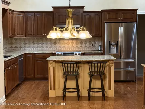 Kitchen - 10450 Corcoran Rd, Haslett, MI 48840 photo 3 of 3