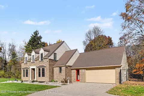 Exterior - 10450 Corcoran Rd, Haslett, MI 48840 photo 3 of 6