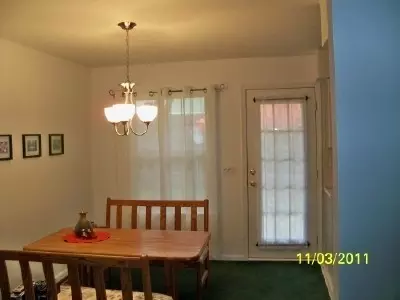 6337 Beechfield Dr, Lansing, MI 48911 photo 3