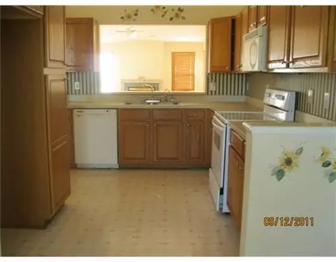 311 Split Rail Rdg, Williamston, MI 48895 photo 4