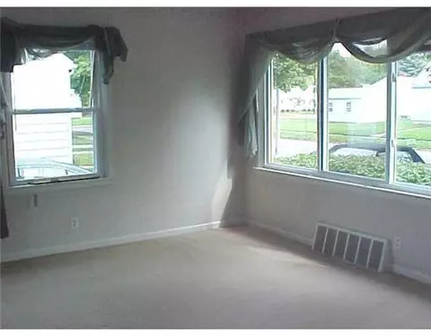 3914 Alpha St, Lansing, MI 48910 photo 8