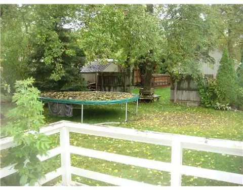 3320 Sunnylane, Lansing, MI 48906 photo 9