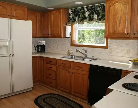 13464 Heather Ln, Perry, MI 48872 photo 5