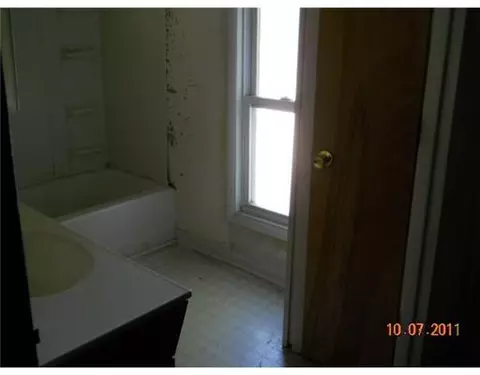430 E Comstock St, Owosso, MI 48867 photo 8