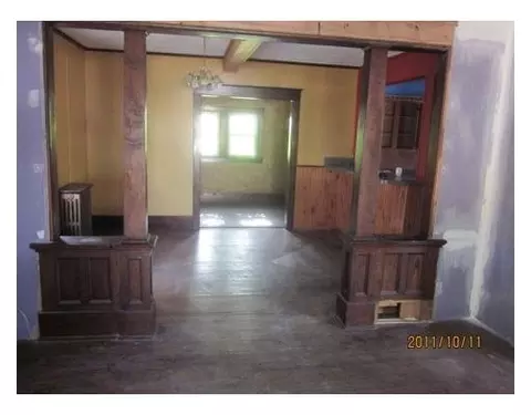 430 E Comstock St, Owosso, MI 48867 photo 5