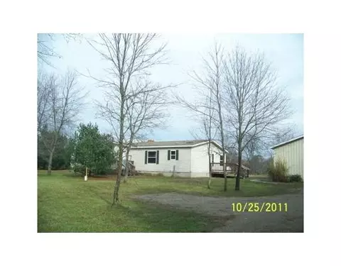 542 Lumberjack Rd, Sumner, MI 48889 photo 1