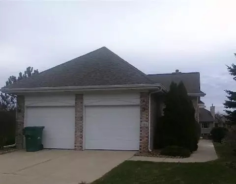 323 Cologne, Lansing, MI 48917 photo 1