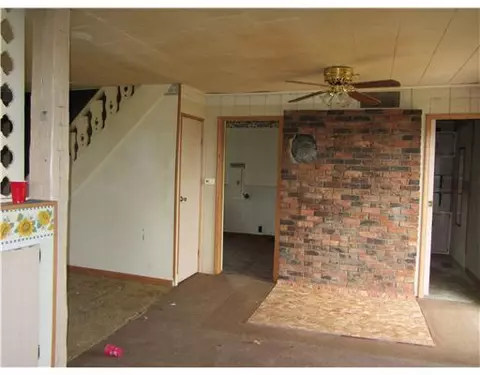 9472 Craun, Dewitt, MI 48820 photo 3