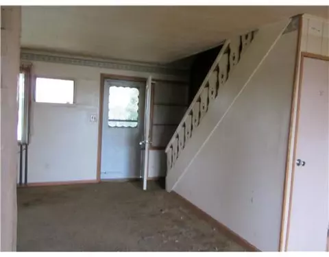 9472 Craun, Dewitt, MI 48820 photo 2