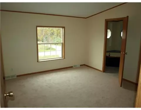 11440 W Roggy, Sumner, MI 48889 photo 9