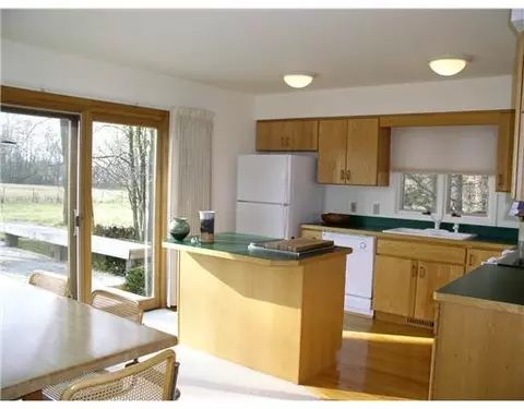 760 E Holt Rd, Williamston, MI 48895 photo 6
