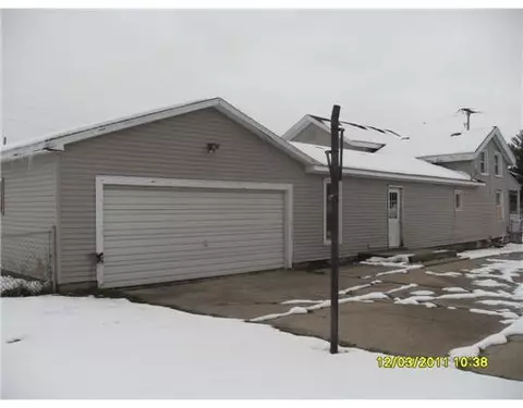 315 E Washington Ave, Vernon, MI 48476 photo 2