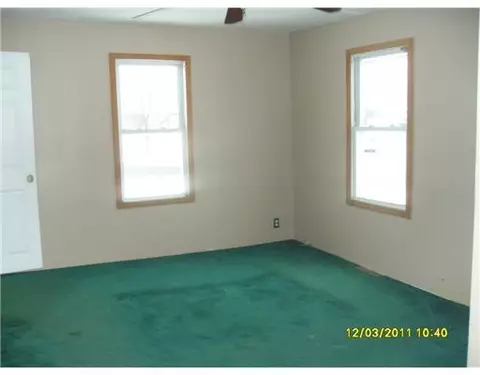 315 E Washington Ave, Vernon, MI 48476 photo 8