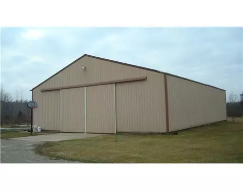 9933 E Garfield, Ashley, MI 48806 photo 1