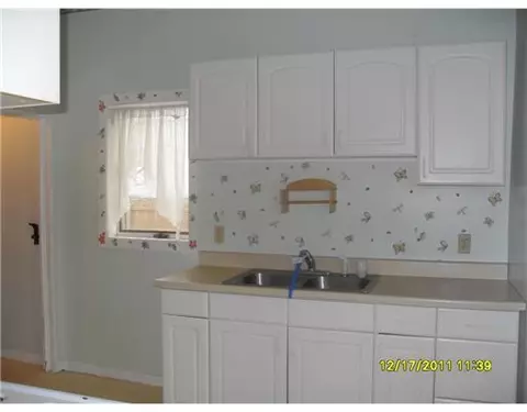 400 Wright Ct, Grand Ledge, MI 48837 photo 3