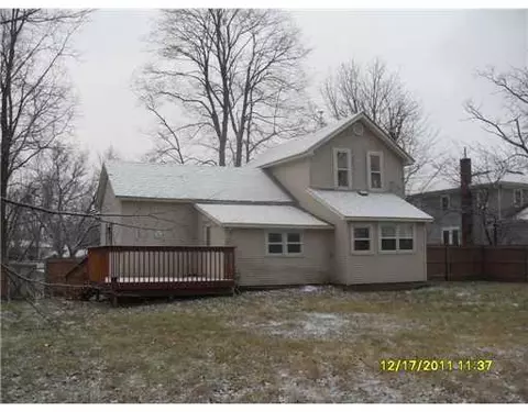 400 Wright Ct, Grand Ledge, MI 48837 photo 2