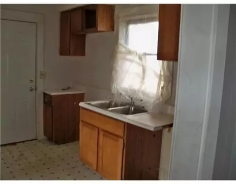 2114 William St, Lansing, MI 48915 photo 7