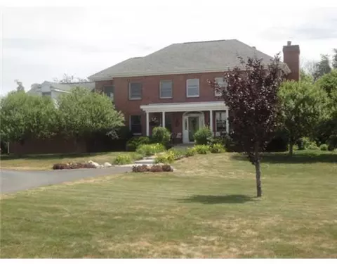 2896 Ohanlon Ct, Williamston, MI 48895 photo 1