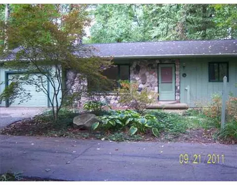 5300 Barton Rd, Williamston, MI 48895 photo 9
