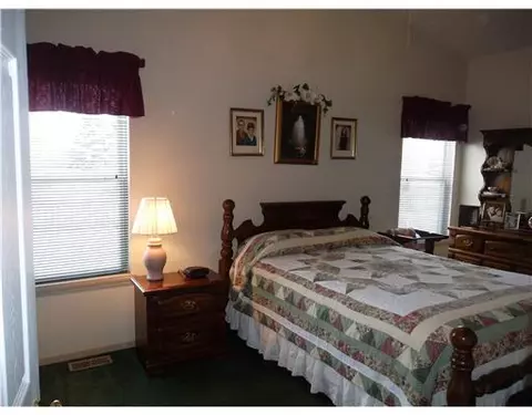 2465 Featherstone, Lansing, MI 48911 photo 4