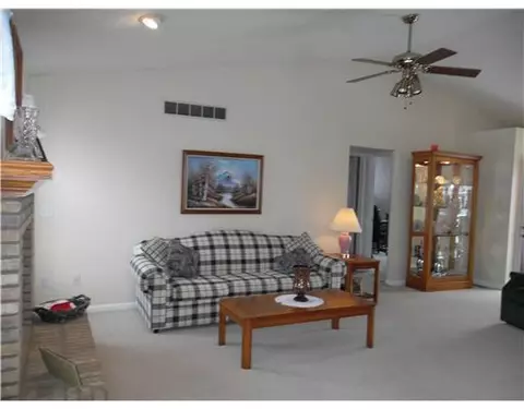 2465 Featherstone, Lansing, MI 48911 photo 7