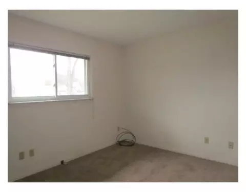3532 Delta River Dr, Lansing, MI 48906 photo 5