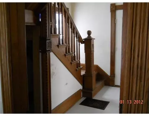 323 N Main St, Perry, MI 48872 photo 8
