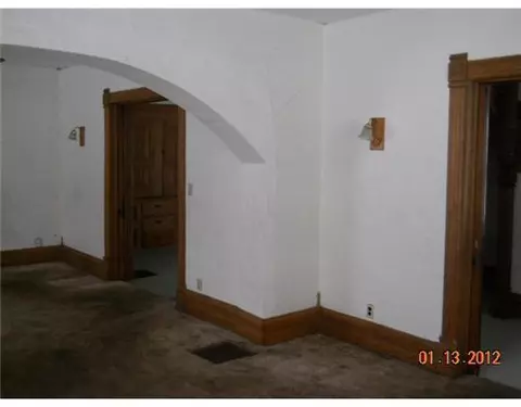 323 N Main St, Perry, MI 48872 photo 7