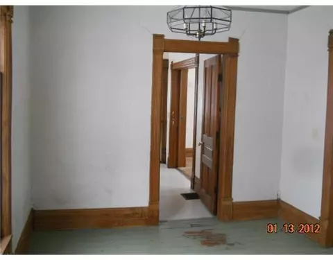 323 N Main St, Perry, MI 48872 photo 5
