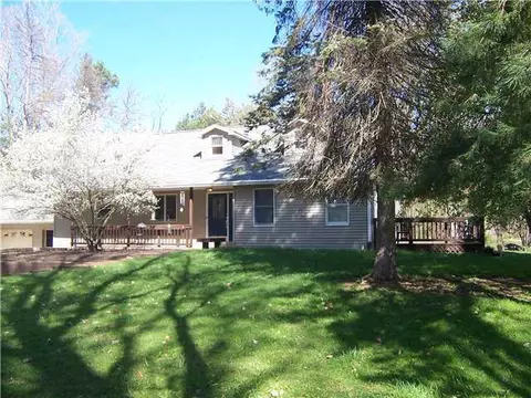 5208 W Bath, Perry, MI 48872 photo 1
