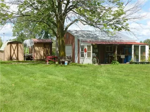 3547 E Townsend St, Saint Johns, MI 48879 photo 6