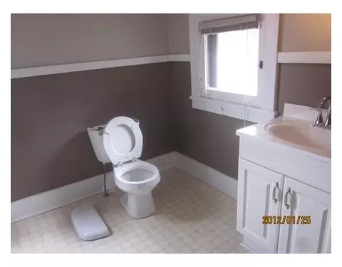 523 E Mason St, Owosso, MI 48867 photo 6