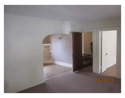 523 E Mason St, Owosso, MI 48867 photo 9