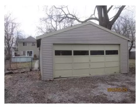523 E Mason St, Owosso, MI 48867 photo 3