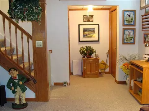 7601 Sugar Maple Cir, Lansing, MI 48917 photo 9