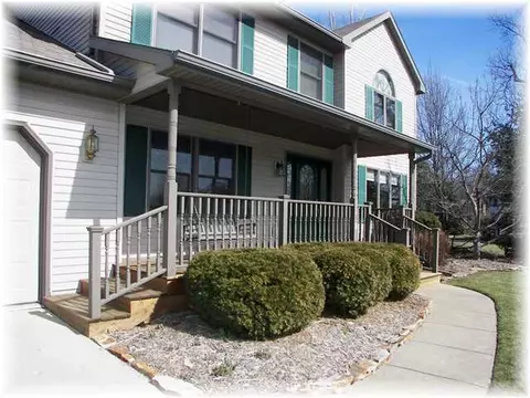 1258 Castlewood Cir, Dewitt, MI 48820 photo 2