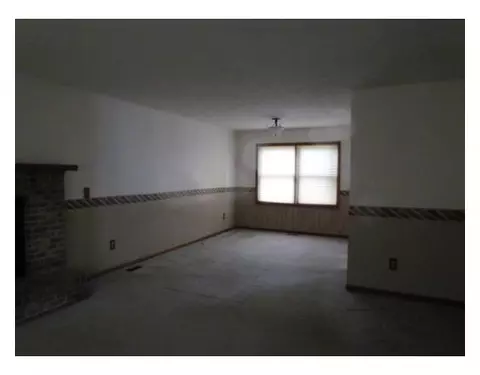 1276 Castlewood Cir, Dewitt, MI 48820 photo 3