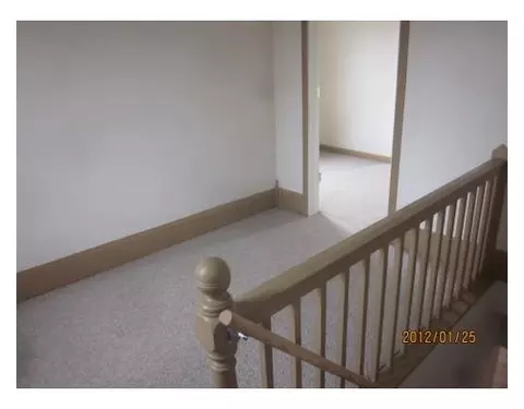 633 E Comstock, Owosso, MI 48867 photo 4