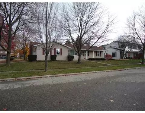 3626 Springbrook Ln, Lansing, MI 48917 photo 9