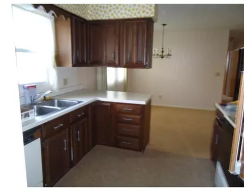 3626 Springbrook Ln, Lansing, MI 48917 photo 4