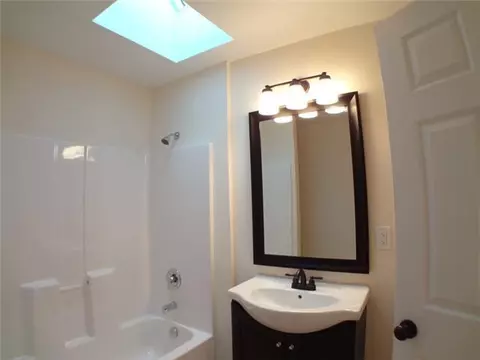 4100 Devonshire, Lansing, MI 48910 photo 16